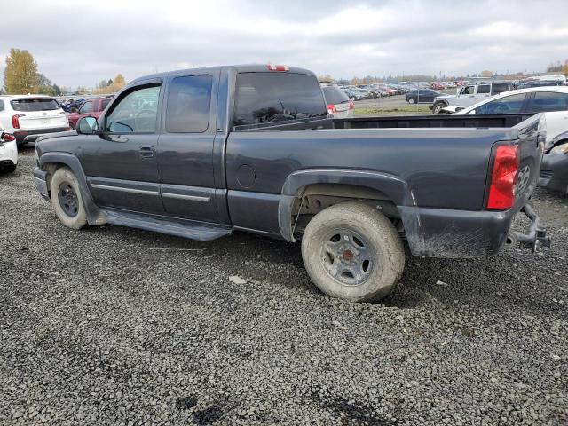 Obraz 2 z 2004 CHEVROLET SILVERADO C1500 2004 z VIN 2GCEC19TX41152782