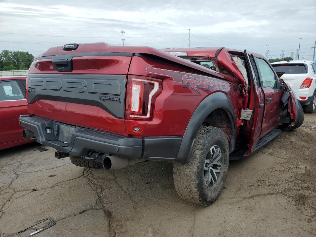 Image 3 of 2017 FORD F150 RAPTOR 2017 with VIN 1FTFW1RG9HFB32827