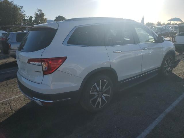 Image 3 of 2021 HONDA PILOT TOURING 2021 with VIN 5FNYF5H93MB021000