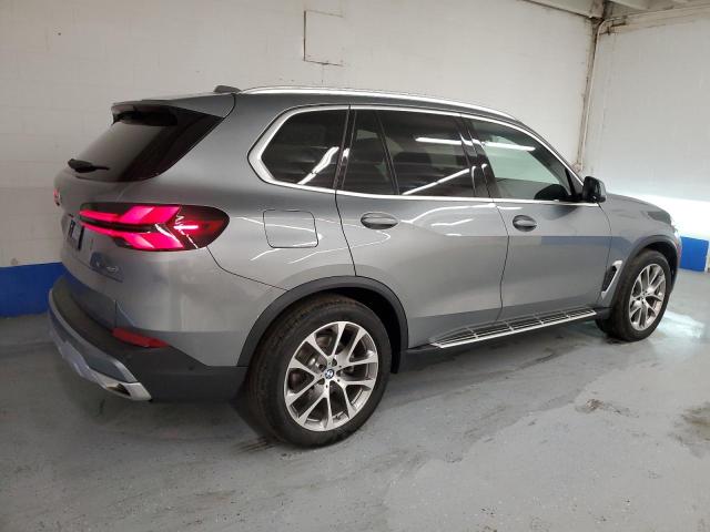 Obraz 3 z 2024 BMW X5 XDRIVE40I 2024 z VIN 5UX23EU05R9U70409