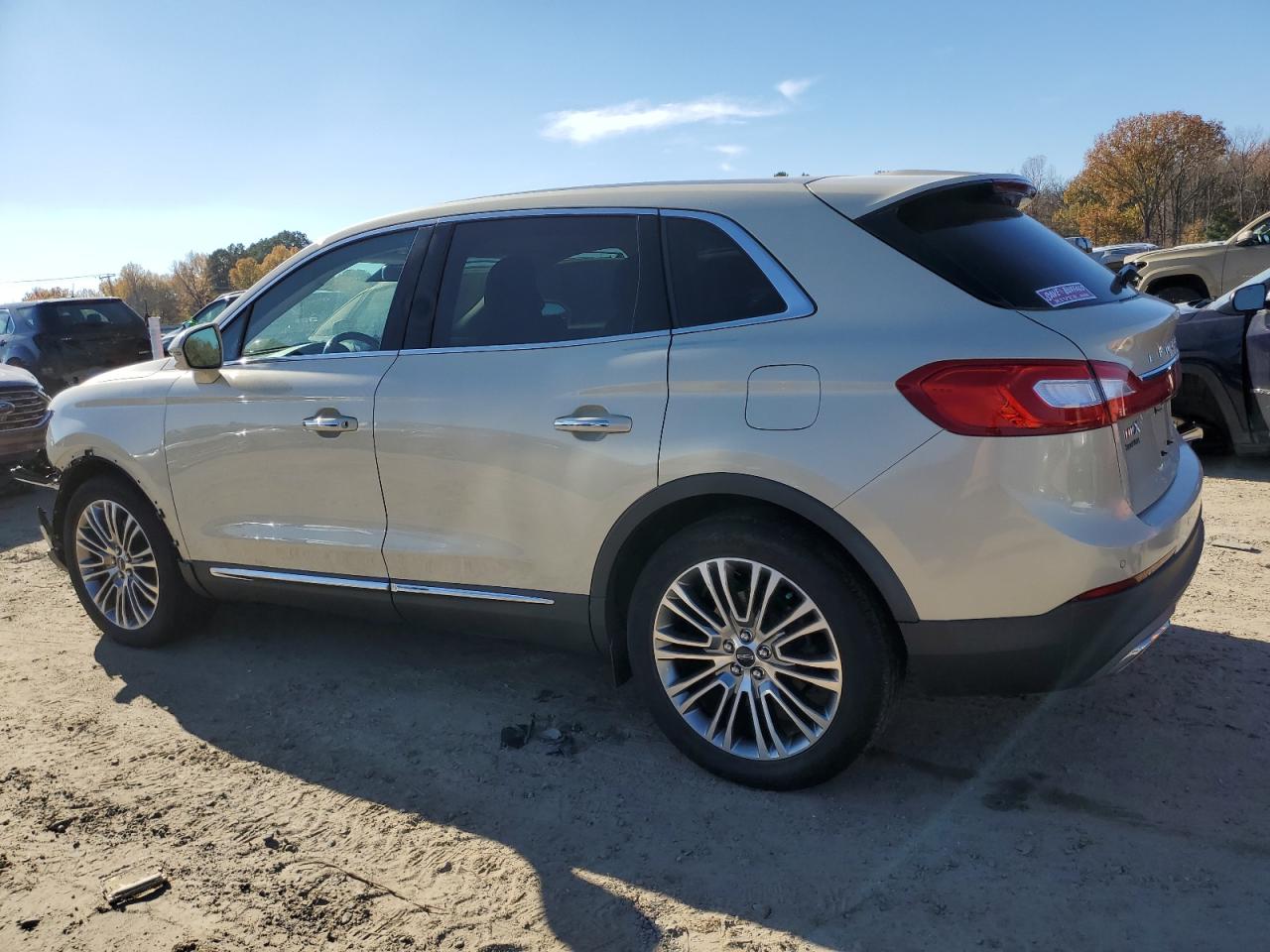 Изображение 2 2016 LINCOLN MKX RESERVE 2016 с VIN 2LMTJ8LR1GBL56517