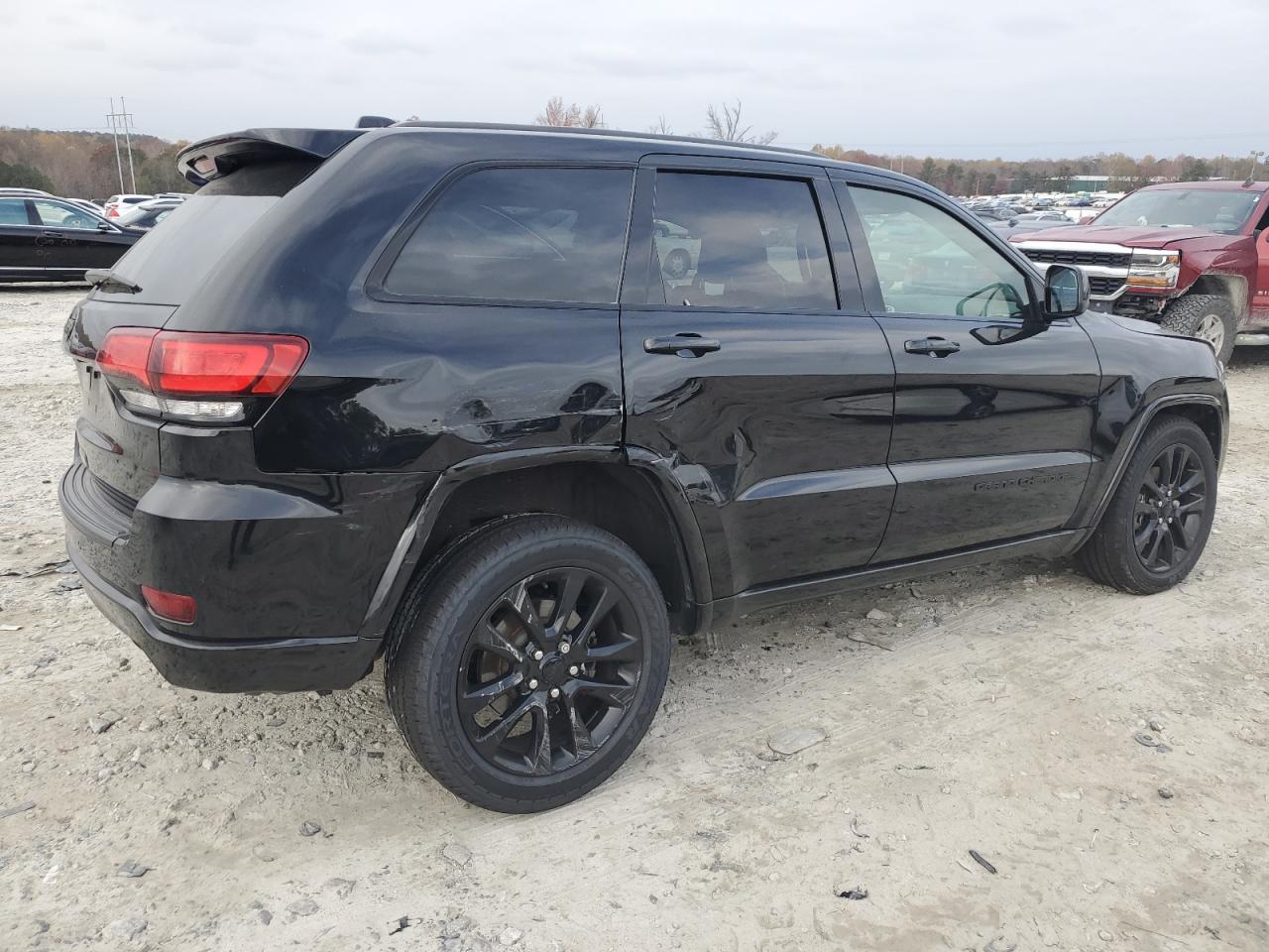 Изображение 3 2018 JEEP GRAND CHEROKEE LAREDO 2018 с VIN 1C4RJEAG8JC485419