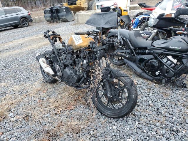 Изображение 1 2020 SUZUKI GSX250R M 2020 с VIN LC6DN11A6L1100386