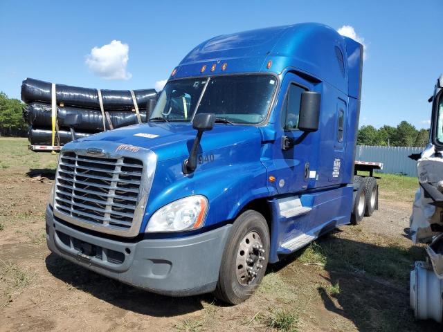 Image 2 of 2018 FREIGHTLINER CASCADIA 125  2018 with VIN 3AKJGLDRXJSHA0940