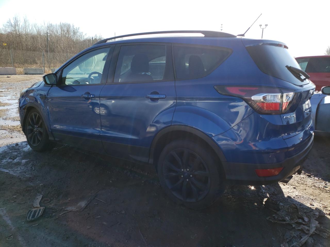 Изображение 2 2017 FORD ESCAPE TITANIUM 2017 с VIN 1FMCU0J99HUB40384