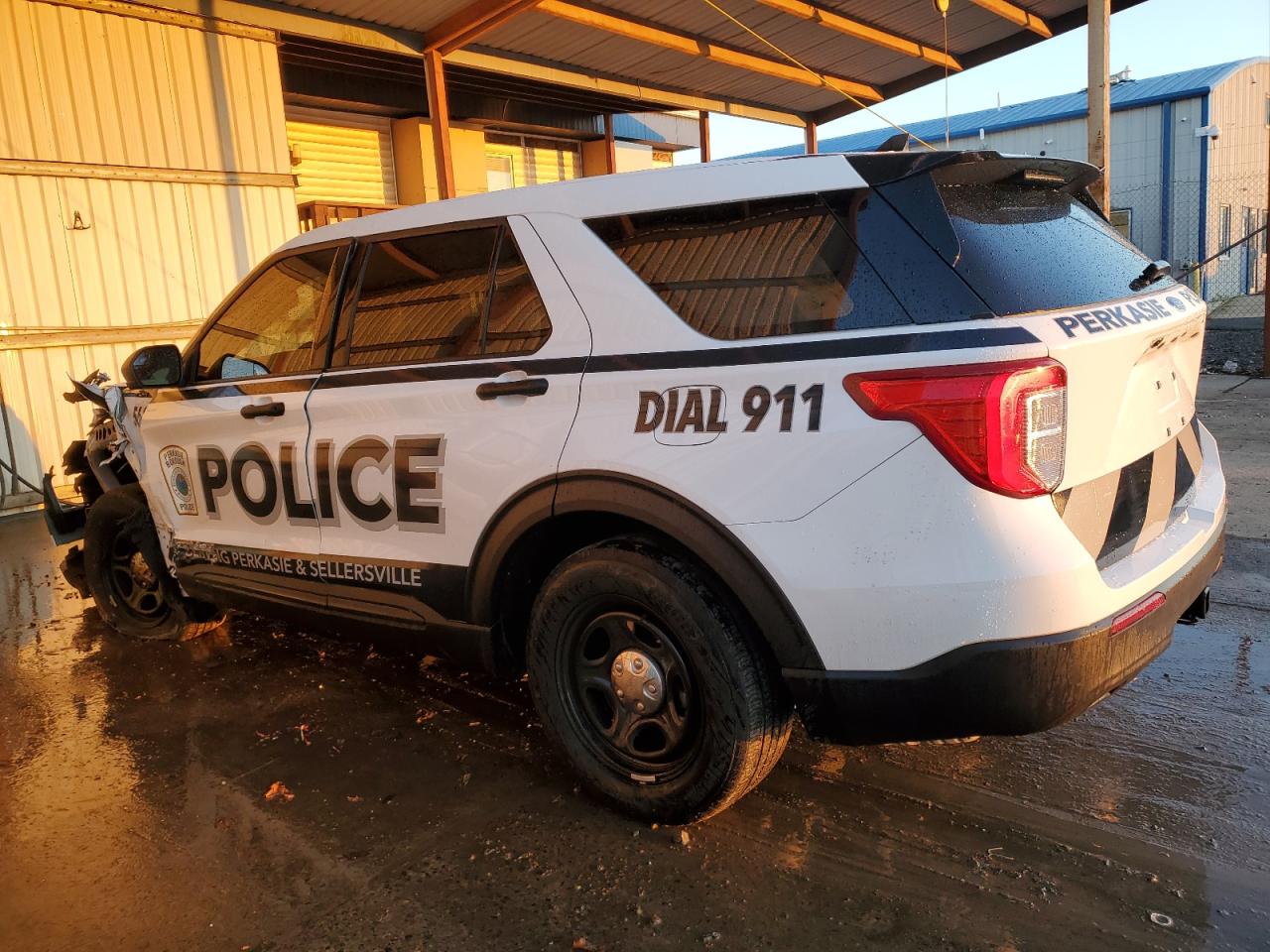 Image 2 of 2023 FORD EXPLORER POLICE INTERCEPTOR 2023 with VIN 1FM5K8AB1PGA32385