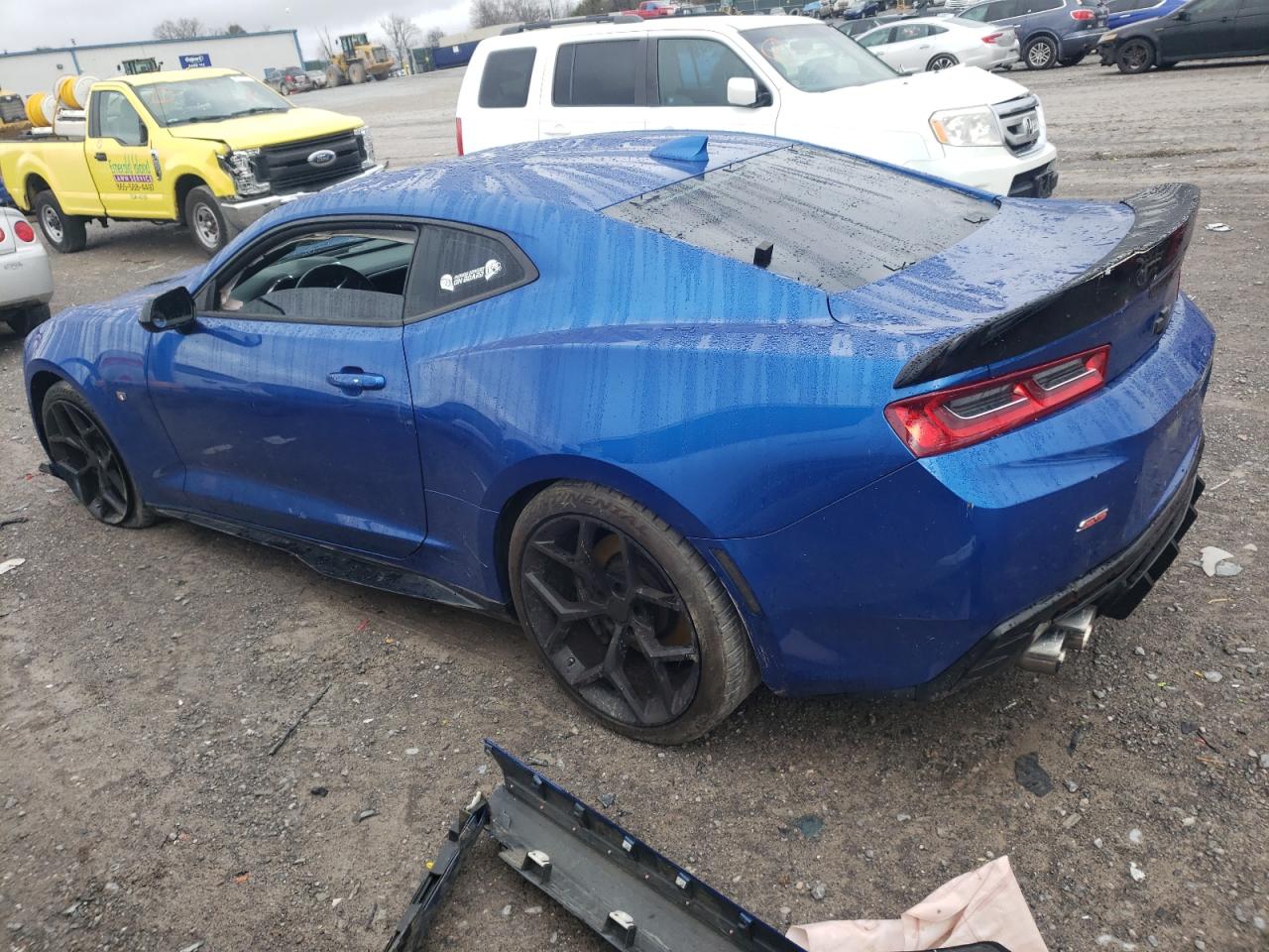 Image 2 of 2018 CHEVROLET CAMARO SS 2018 with VIN 1G1FE1R73J0148218