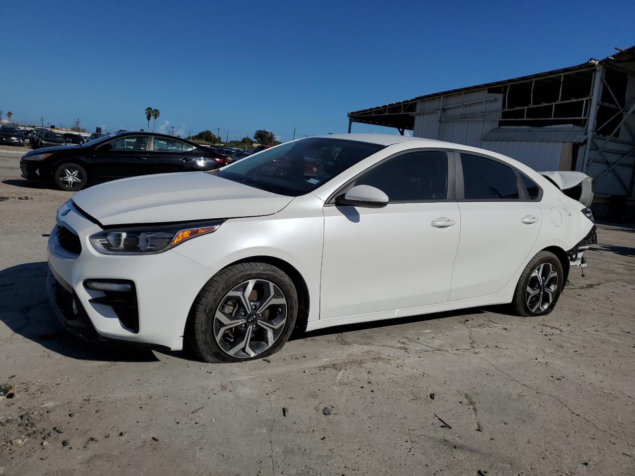 Изображение 2021 KIA FORTE FE 2021