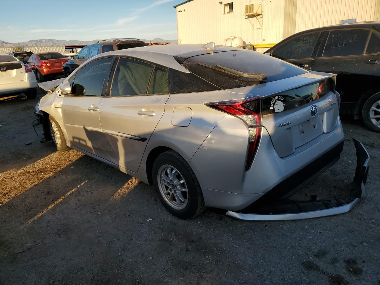 Изображение 2 2016 TOYOTA PRIUS  2016 с VIN JTDKBRFU8G3020135