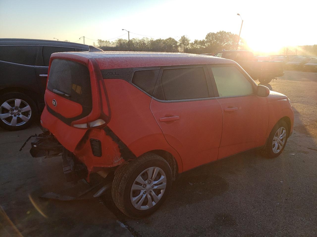 Изображение 3 2021 KIA SOUL LX 2021 с VIN KNDJ23AU2M7747551