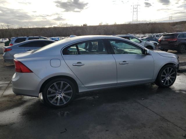 Obraz 3 z 2017 VOLVO S60 PLATINUM 2017 z VIN LYV402TM4HB148565