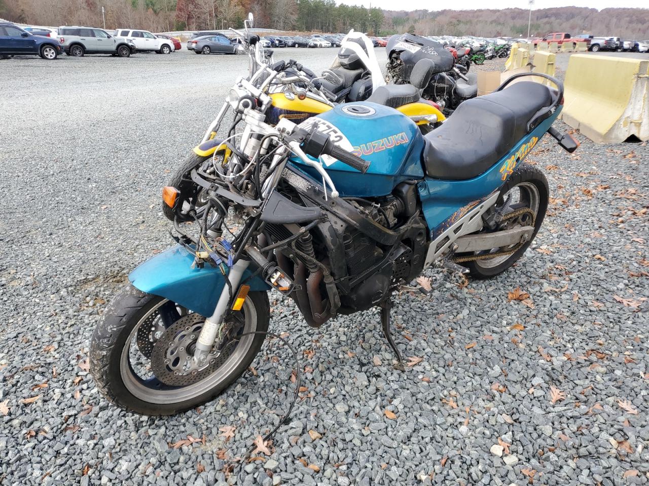 Obraz 2 z 1995 SUZUKI GSX600 F 1995 z VIN JS1GN72A4S2104359