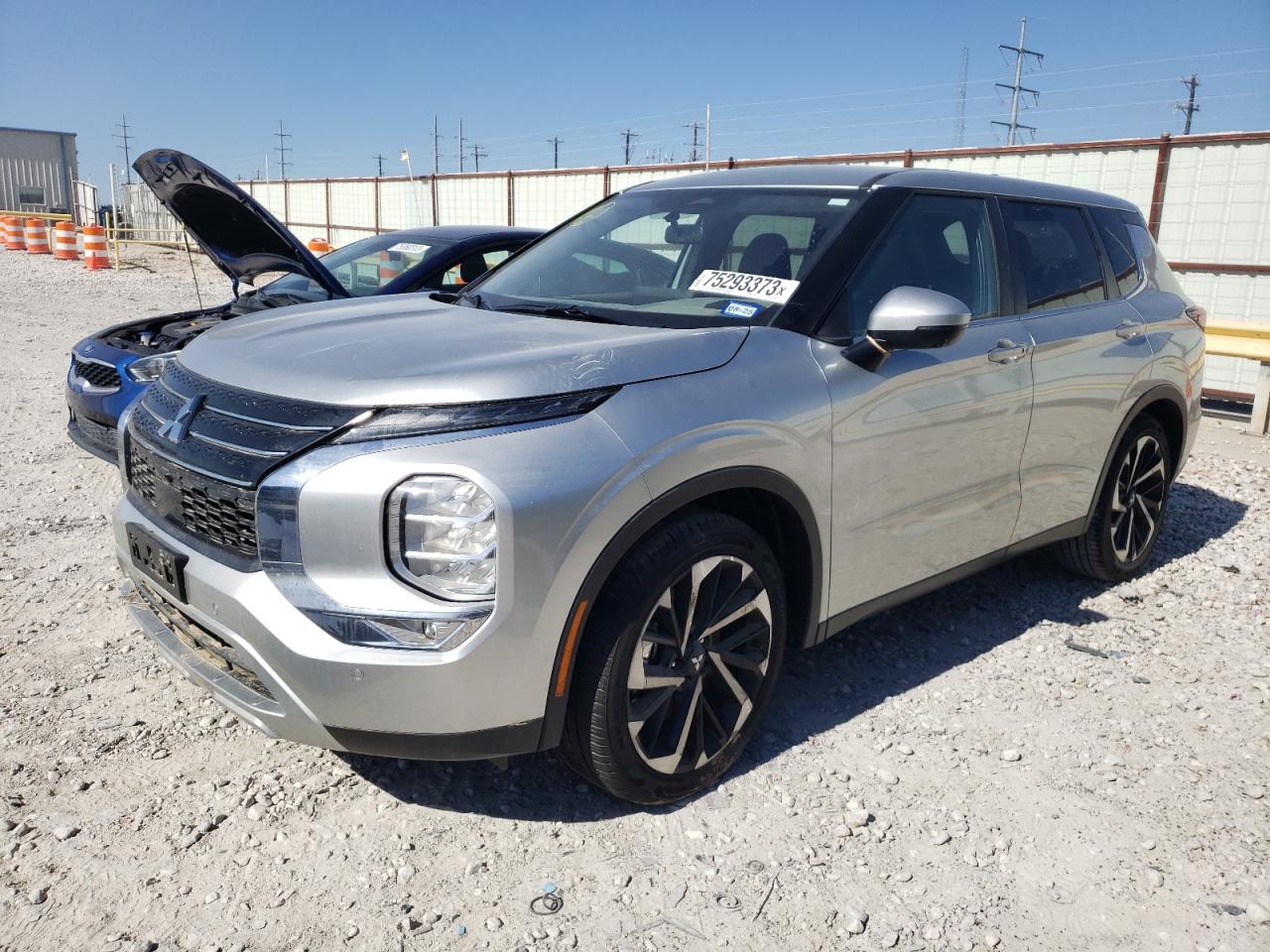 2023 MITSUBISHI OUTLANDER SE 2023 image