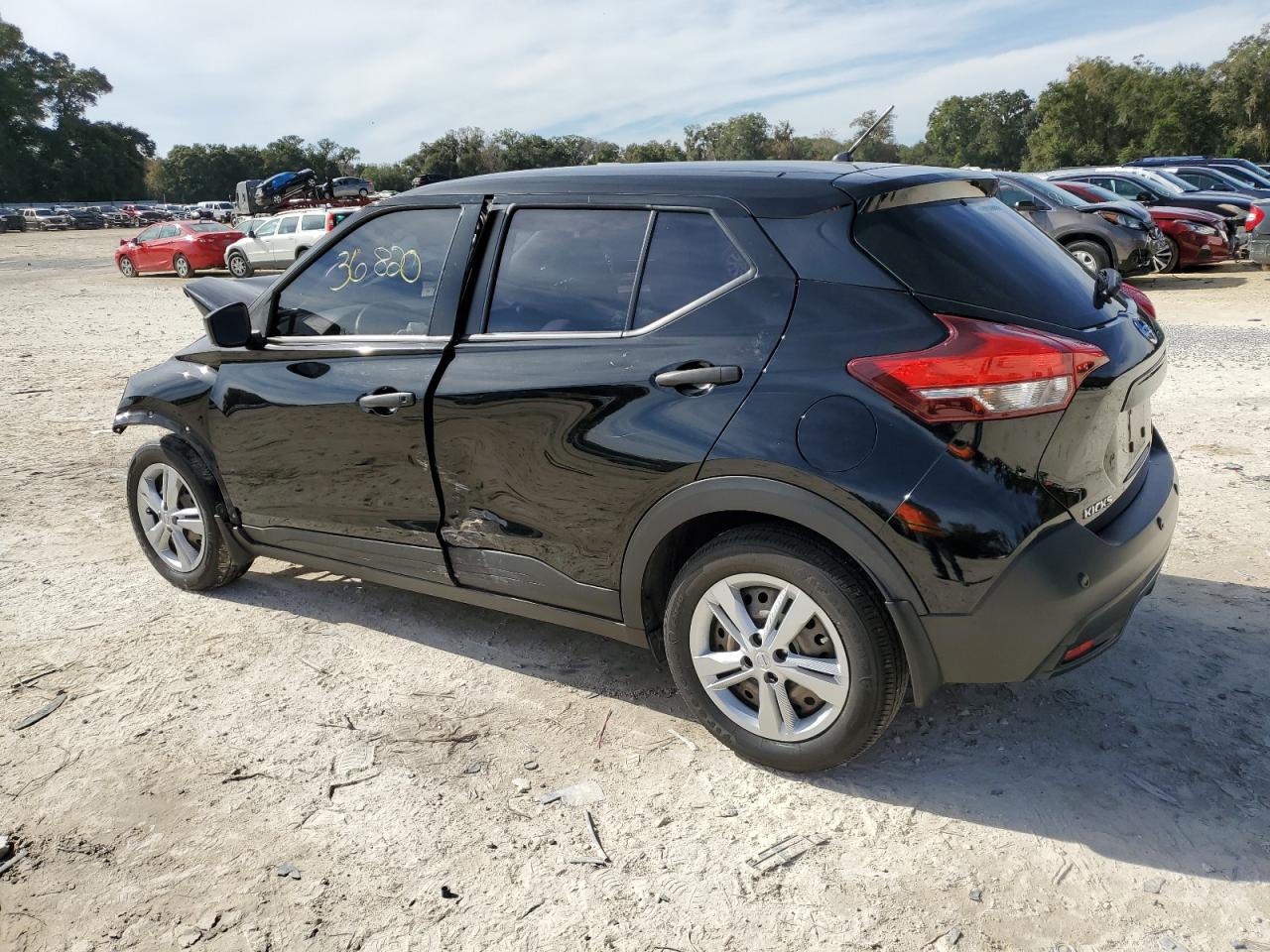 Obraz 2 z 2020 NISSAN KICKS S 2020 z VIN 3N1CP5BV7LL578461