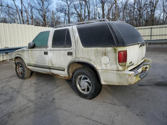 Obraz 2 z 2001 CHEVROLET BLAZER  2001 z VIN 1GNDT13W81K209689