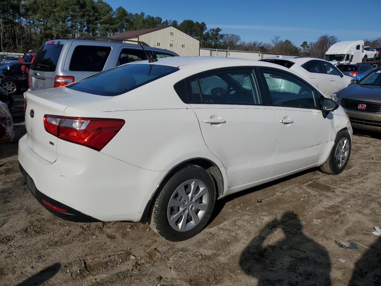 Obraz 3 z 2015 KIA RIO LX 2015 z VIN KNADM4A38F6443554