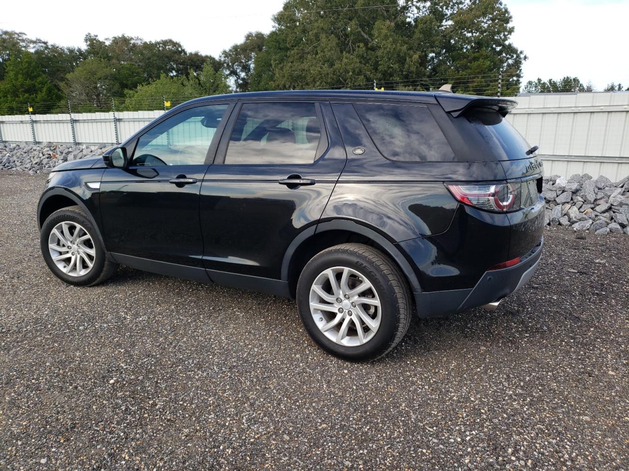 Obraz 2 z Land Rover Discovery Sport Hse 2016 z VIN SALCR2BG3GH607071