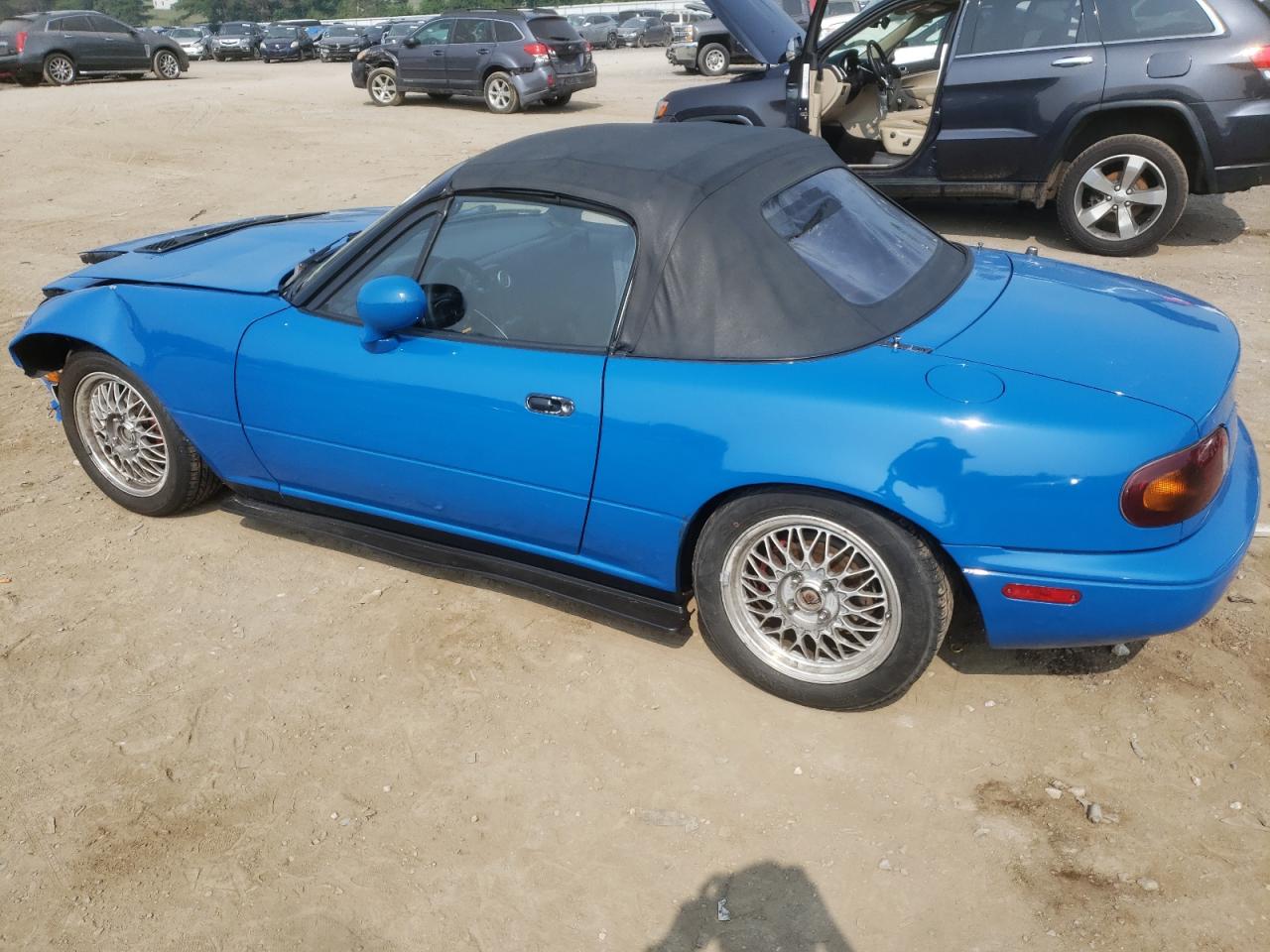 Image 2 of 1993 MAZDA MX-5 MIATA  1993 with VIN JM1NA3510P1420660