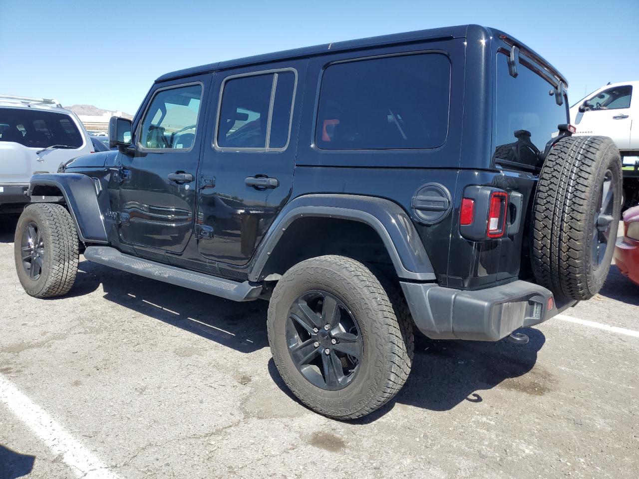 Image 2 of 2021 JEEP WRANGLER UNLIMITED SAHARA 2021 with VIN 1C4HJXEG4MW663105