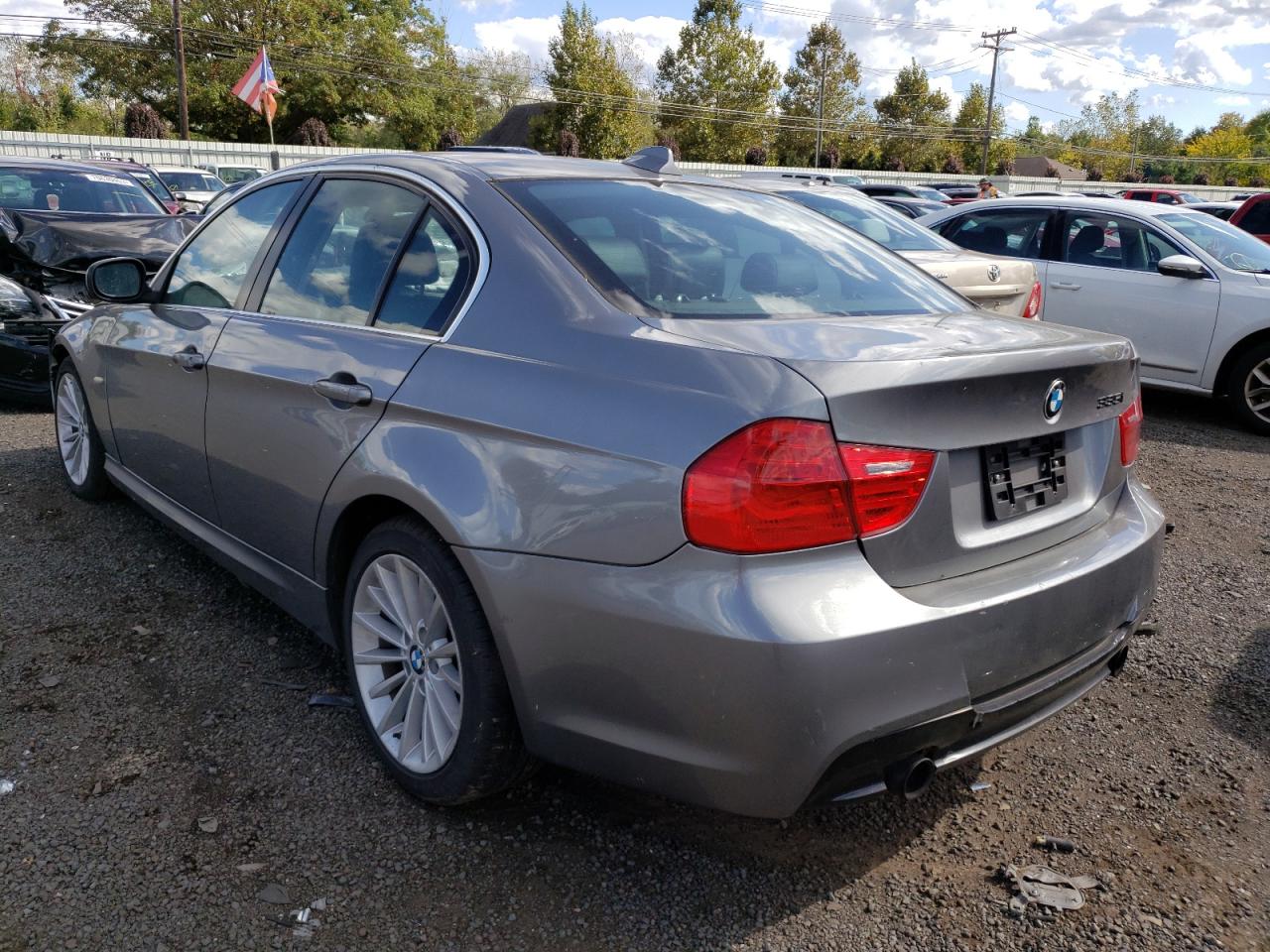 Image 2 of Bmw 335 Xi 2010 with VIN WBAPL3C56AA408493