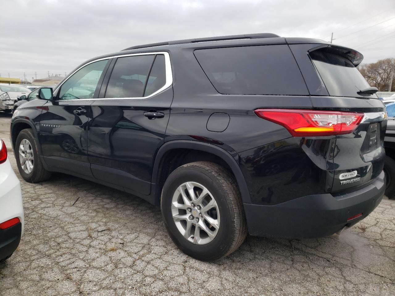 Obraz 2 z 2020 CHEVROLET TRAVERSE LT 2020 z VIN 1GNERGKW8LJ325099