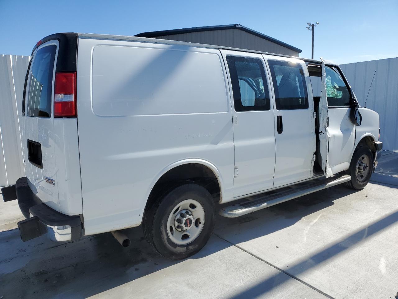 Изображение 3 2022 GMC SAVANA G2500 2022 с VIN 1GTW7AFP2N1143081