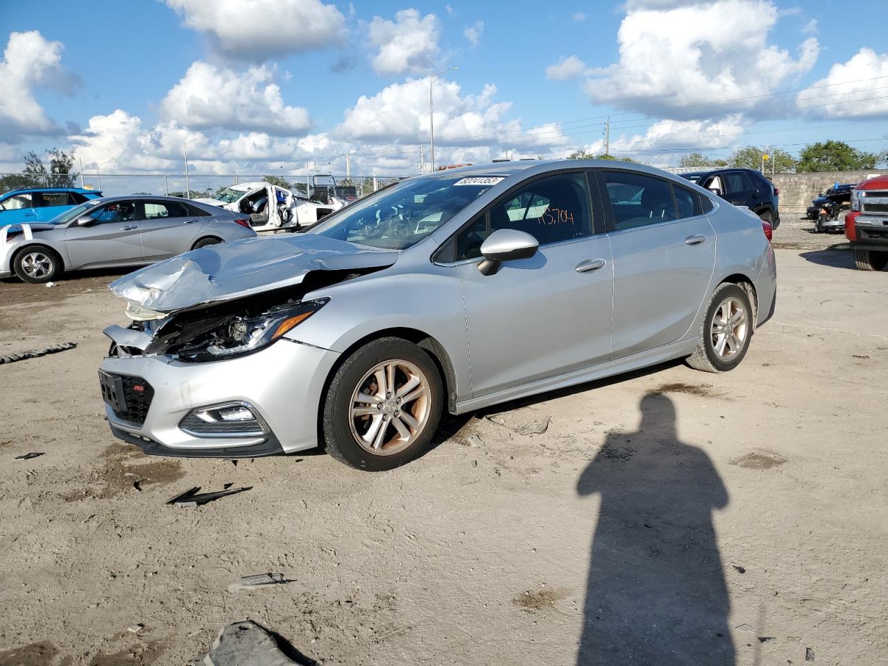 Obraz 1 z 2017 CHEVROLET CRUZE LT 2017 z VIN 1G1BE5SM8H7261587