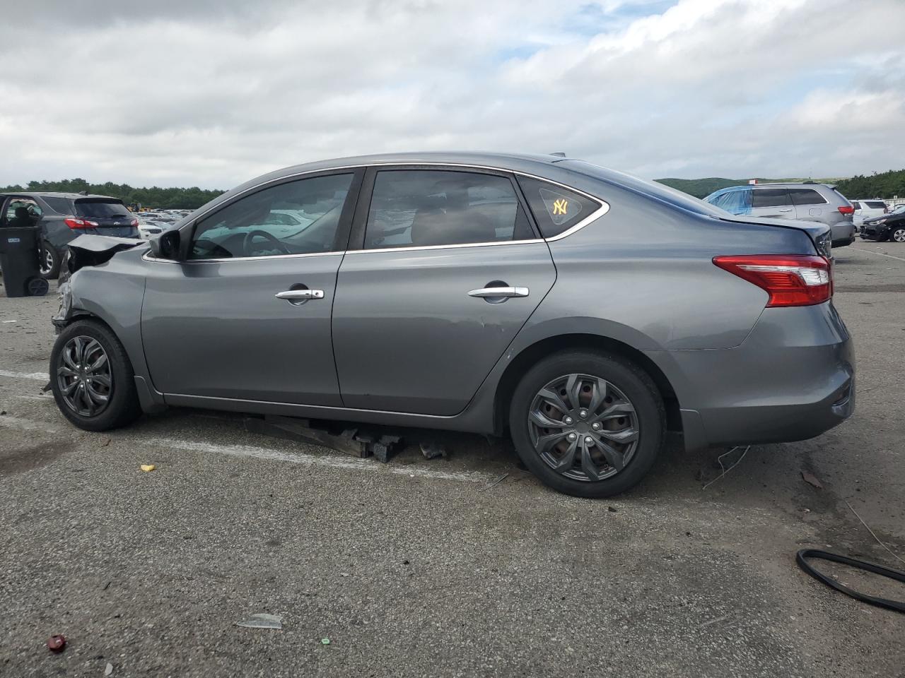 Obraz 2 z 2016 NISSAN SENTRA S 2016 z VIN 3N1AB7AP1GL673107