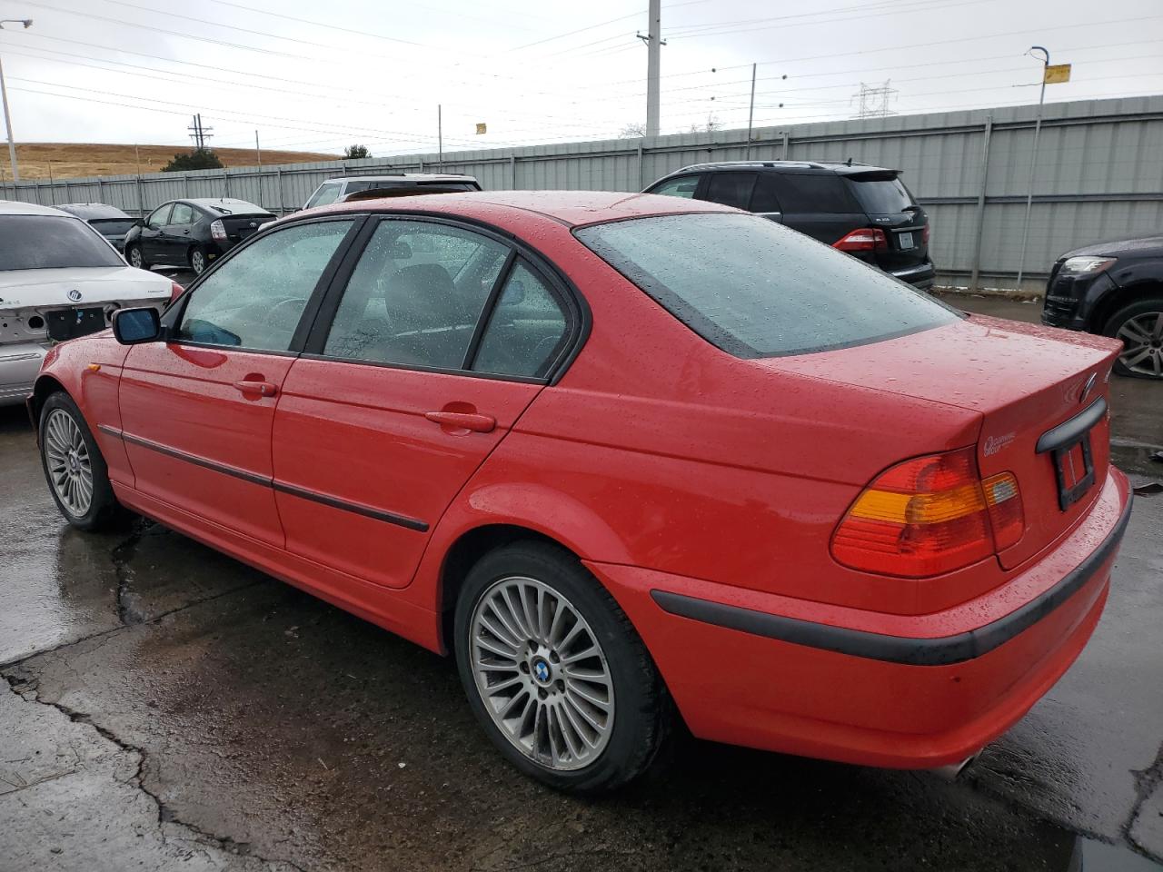Image 2 of 2002 BMW 325 XI 2002 with VIN WBAEU334X2PF56109