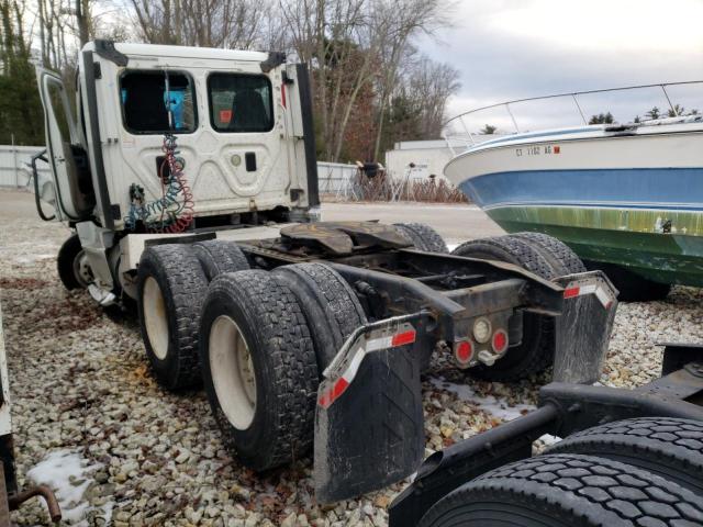 Image 3 of 2016 FREIGHTLINER CASCADIA 113  2016 with VIN 1FUJGBDV4GLGY2208