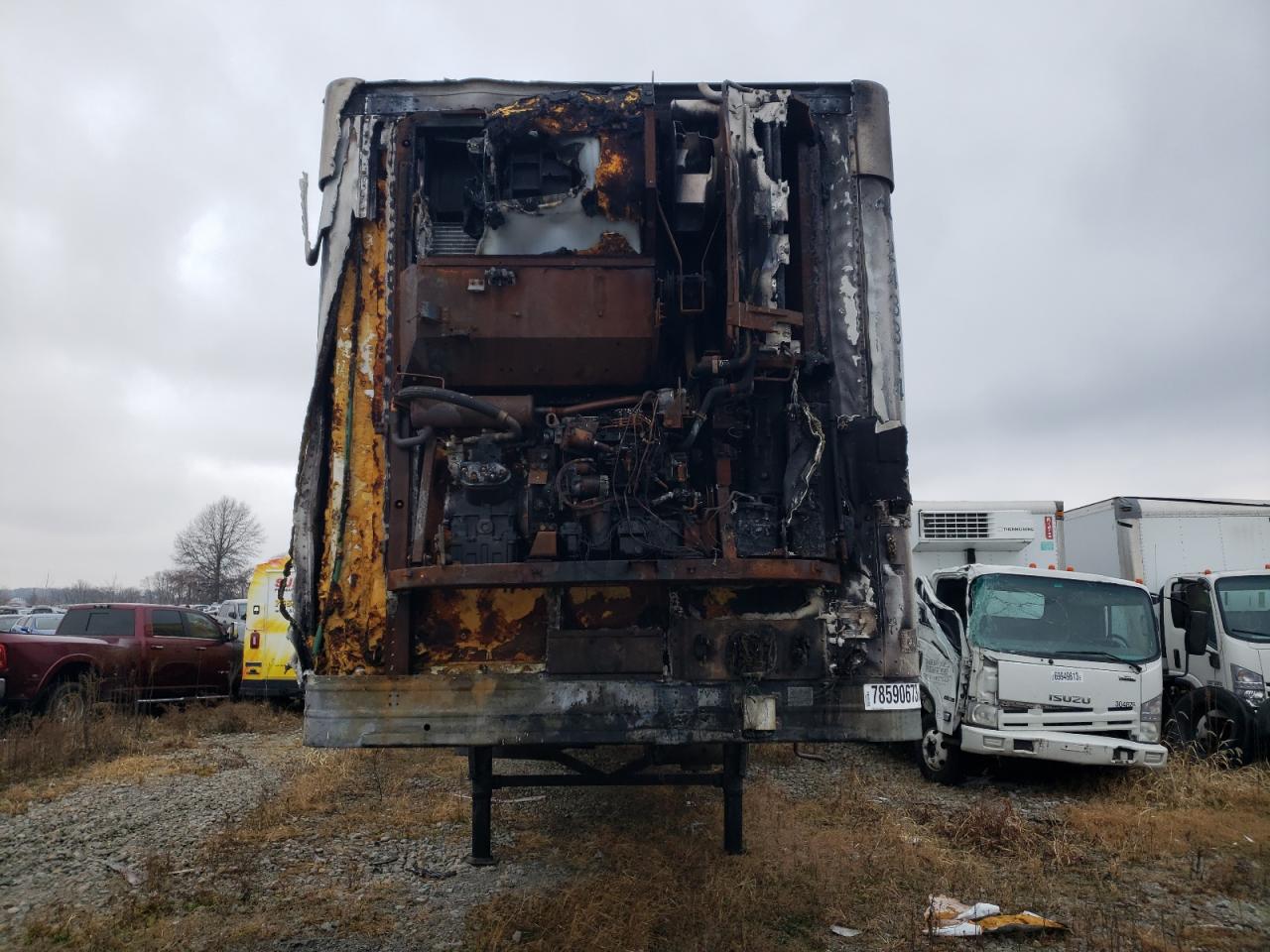 Image 2 of 2016 HYUNDAI                     TRAILER 2016 with VIN 3H3V482C3GT007041