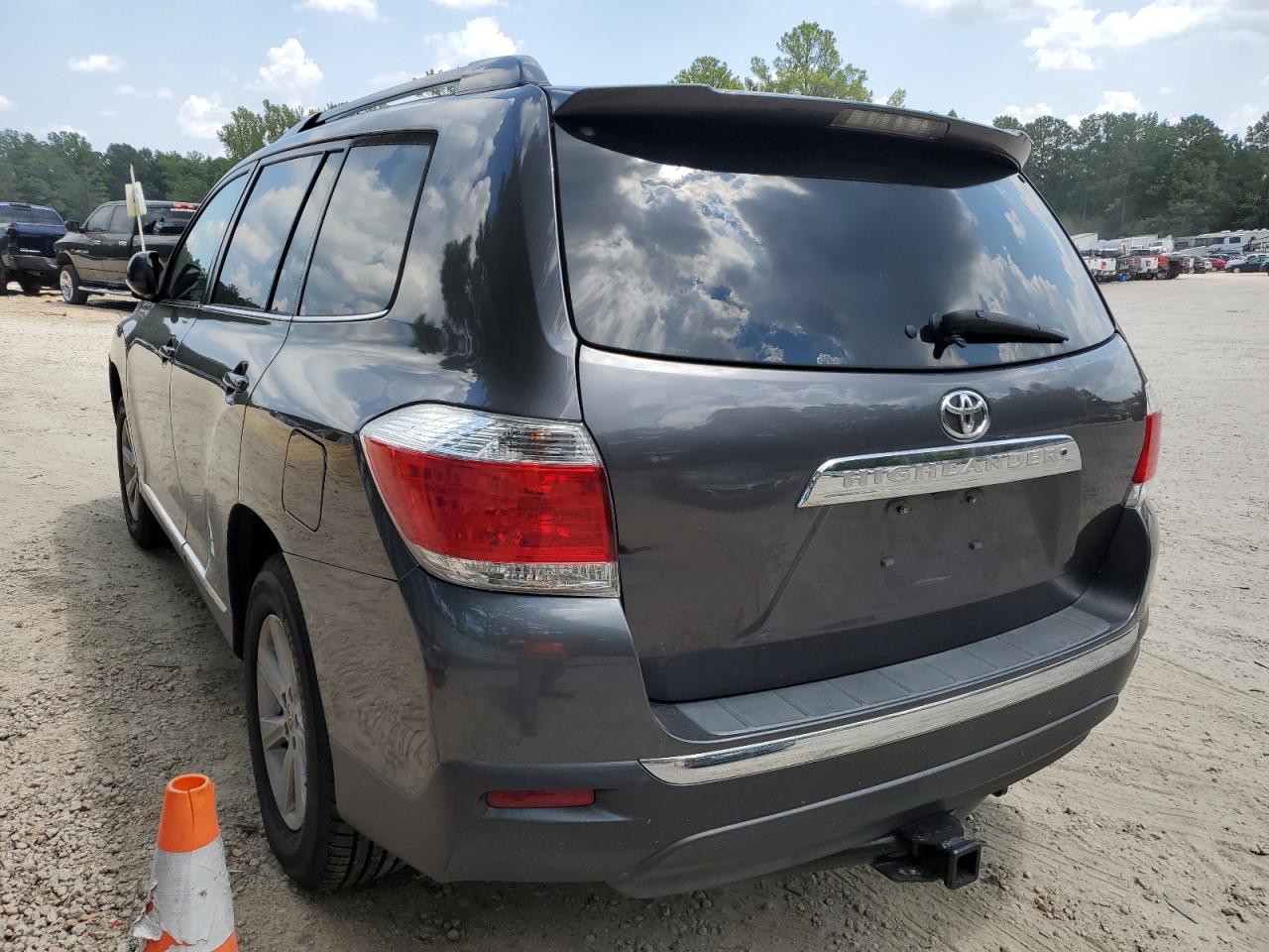 Изображение 3 Toyota Highlander Base 2012 с VIN 5TDZA3EH7CS027430