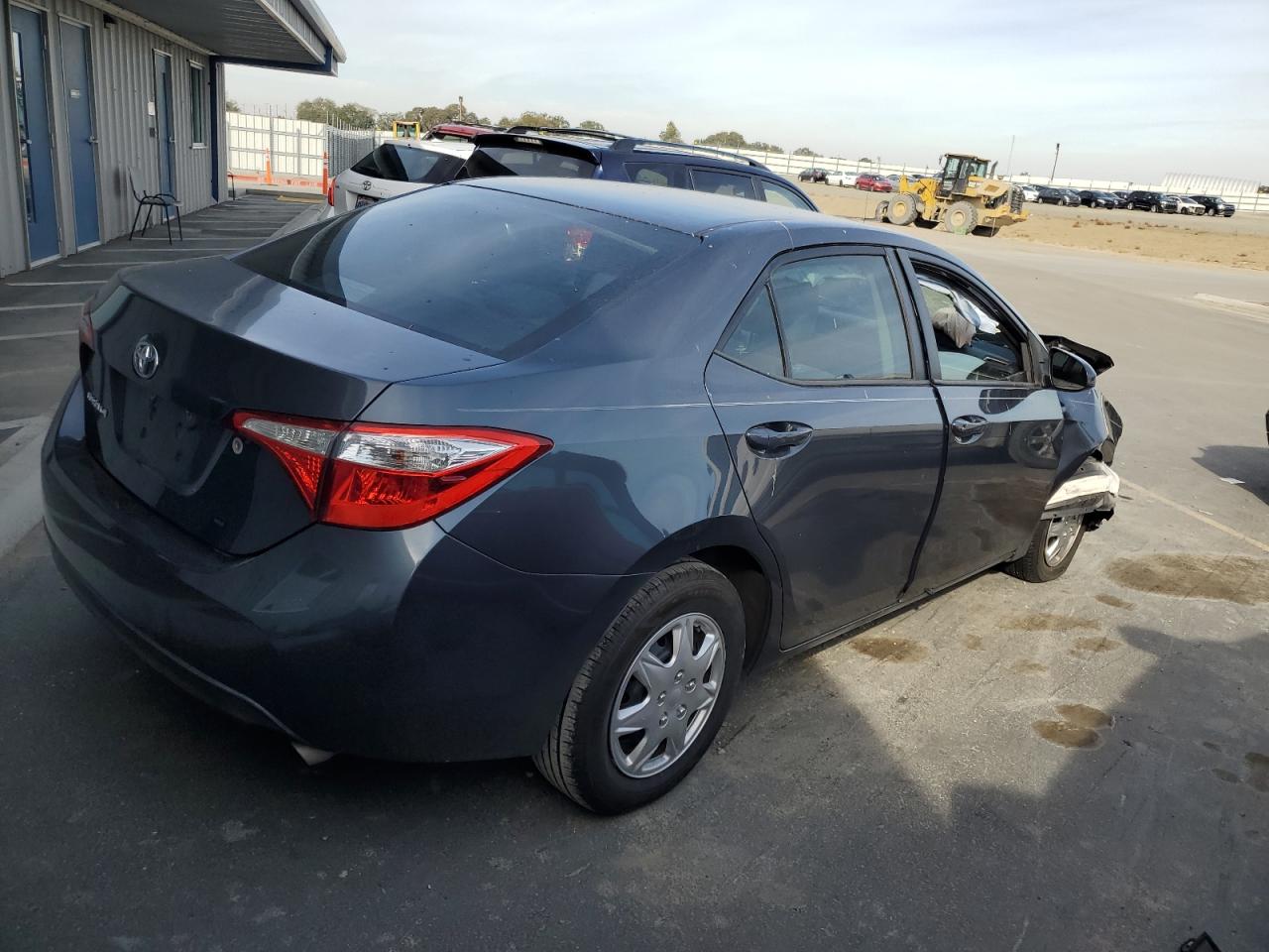 Image 3 of 2015 TOYOTA COROLLA L 2015 with VIN 2T1BURHEXFC379637