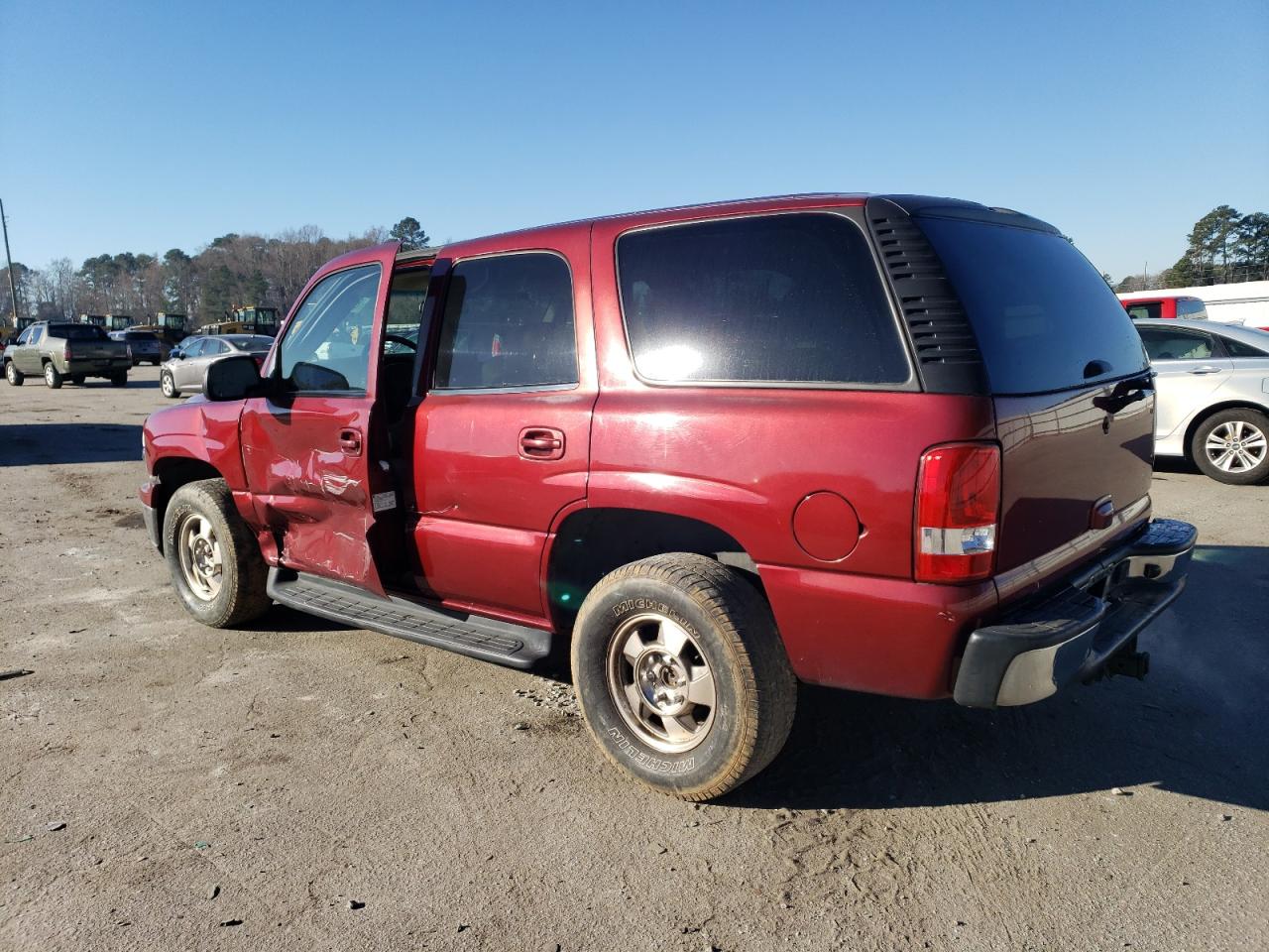 Изображение 2 2003 CHEVROLET TAHOE K1500 2003 с VIN 1GNEK13Z93J182576