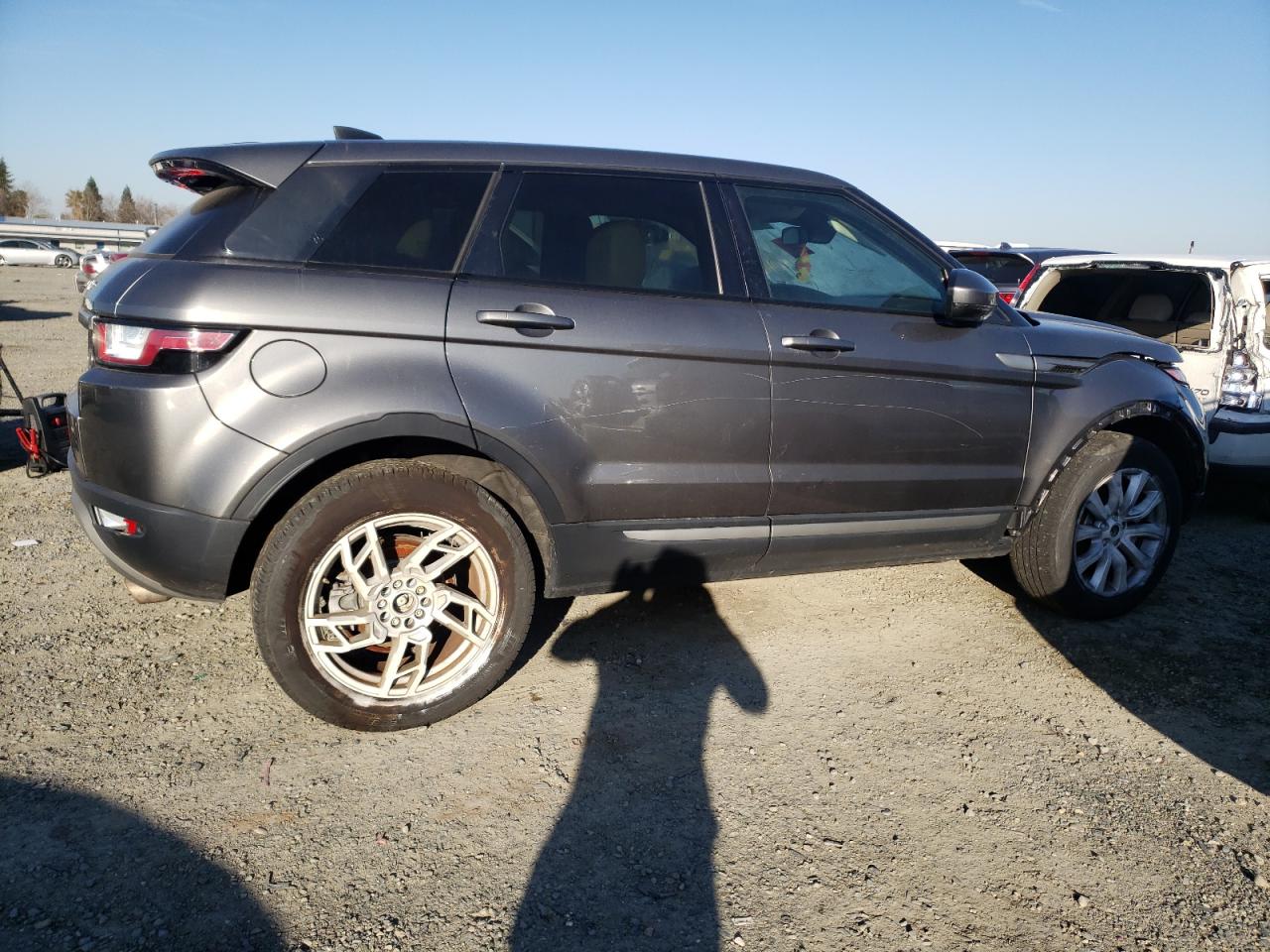 Obraz 3 z 2017 LAND ROVER RANGE ROVER EVOQUE SE 2017 z VIN SALVP2BG5HH235717