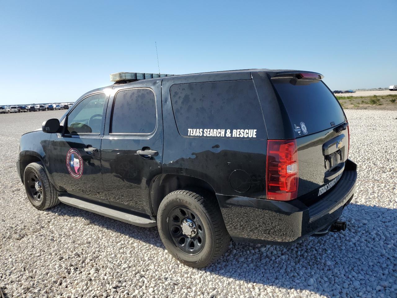 Image 2 of 2011 CHEVROLET TAHOE POLICE 2011 with VIN 1GNLC2E05BR327220
