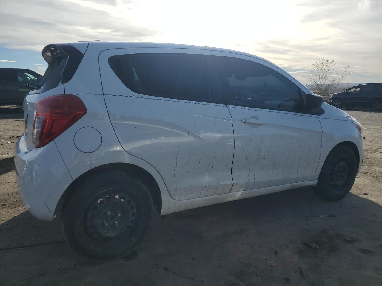 Image 3 of 2017 CHEVROLET SPARK LS 2017 with VIN KL8CB6SA4HC731677