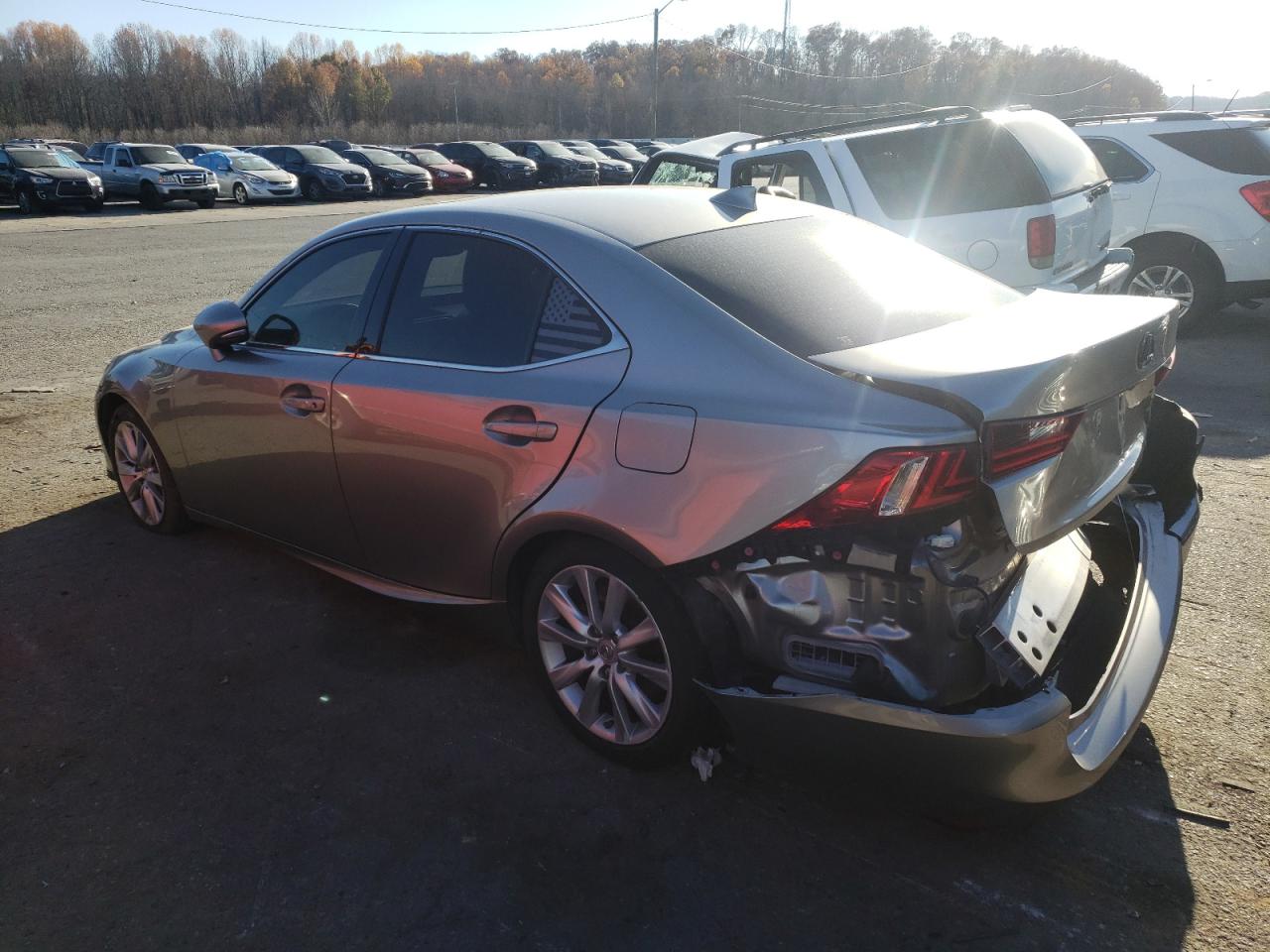 Изображение 2 2016 LEXUS IS 200T 2016 с VIN JTHBA1D21G5013732