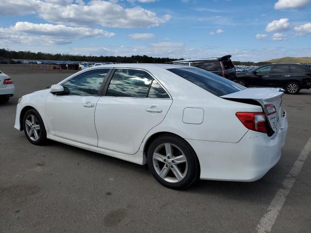 Image 2 of 2014 TOYOTA CAMRY L 2014 with VIN 4T1BF1FK8EU363826
