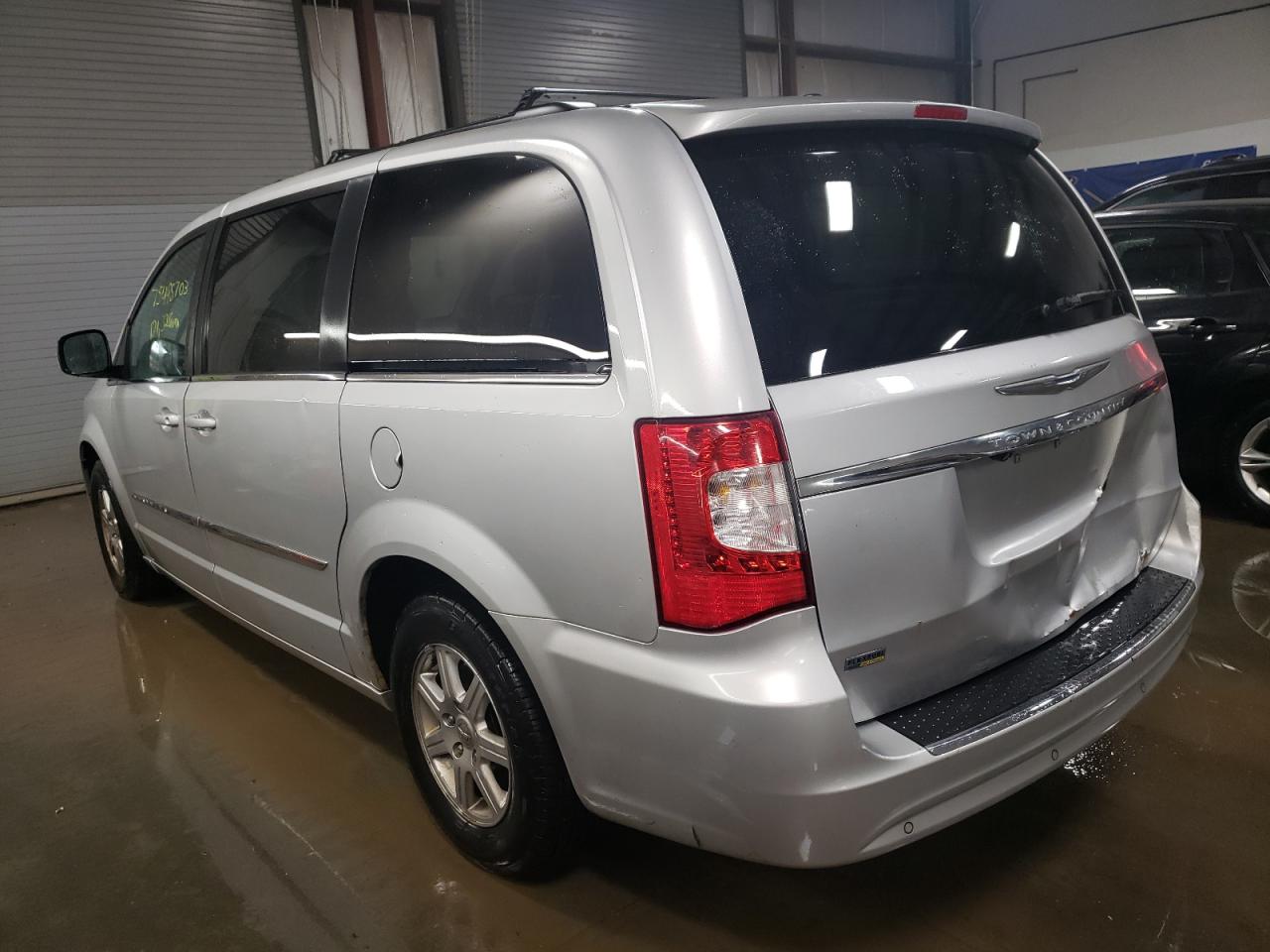 Изображение 2 2012 CHRYSLER TOWN & COUNTRY TOURING 2012 с VIN 2C4RC1BG7CR157517