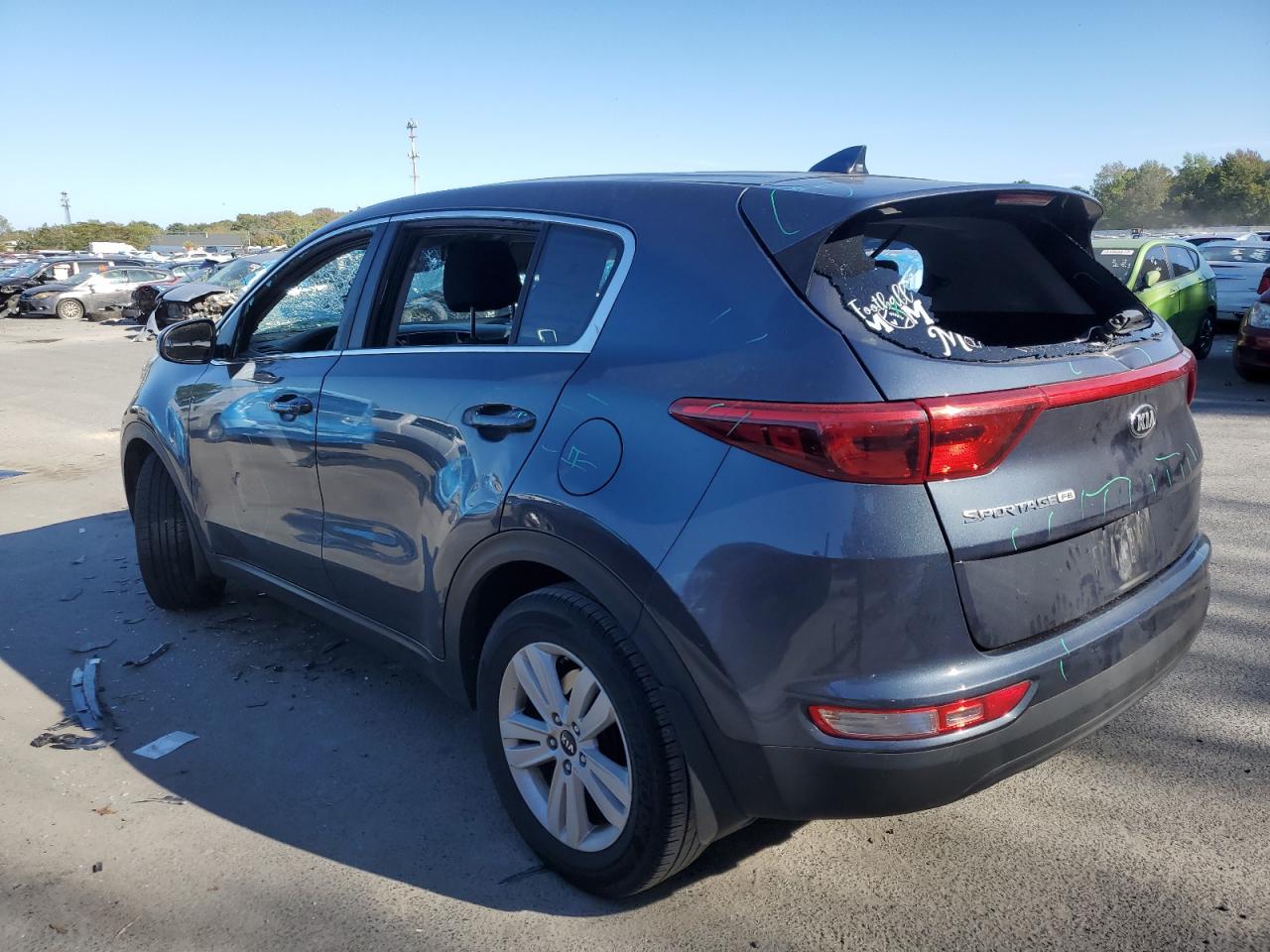Image 2 of 2019 KIA SPORTAGE LX 2019 with VIN KNDPM3AC3K7574146