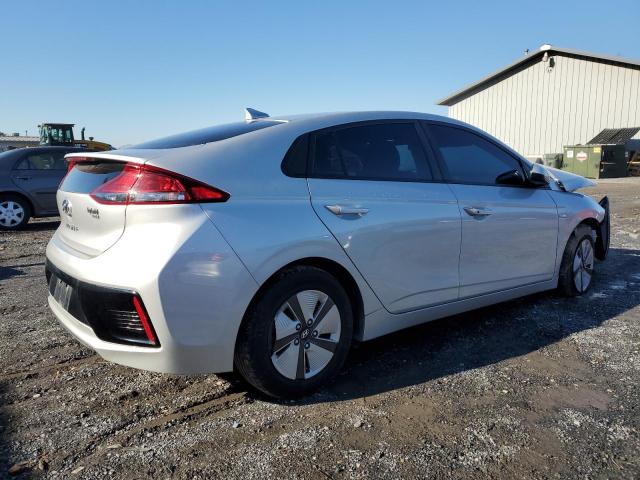 Image 3 of 2017 HYUNDAI IONIQ BLUE 2017 with VIN KMHC65LC6HU057169
