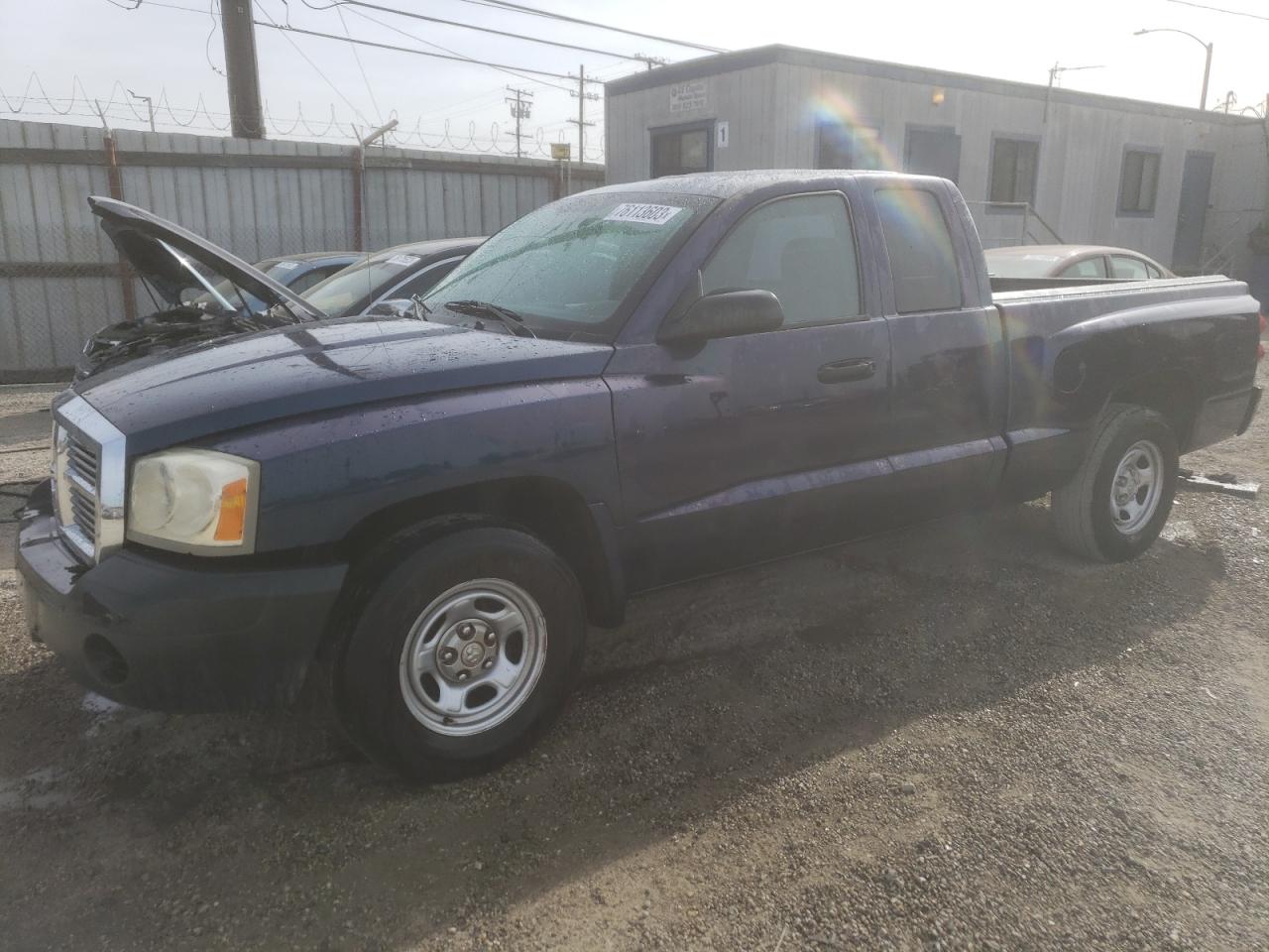 2005 DODGE DAKOTA ST 2005 image