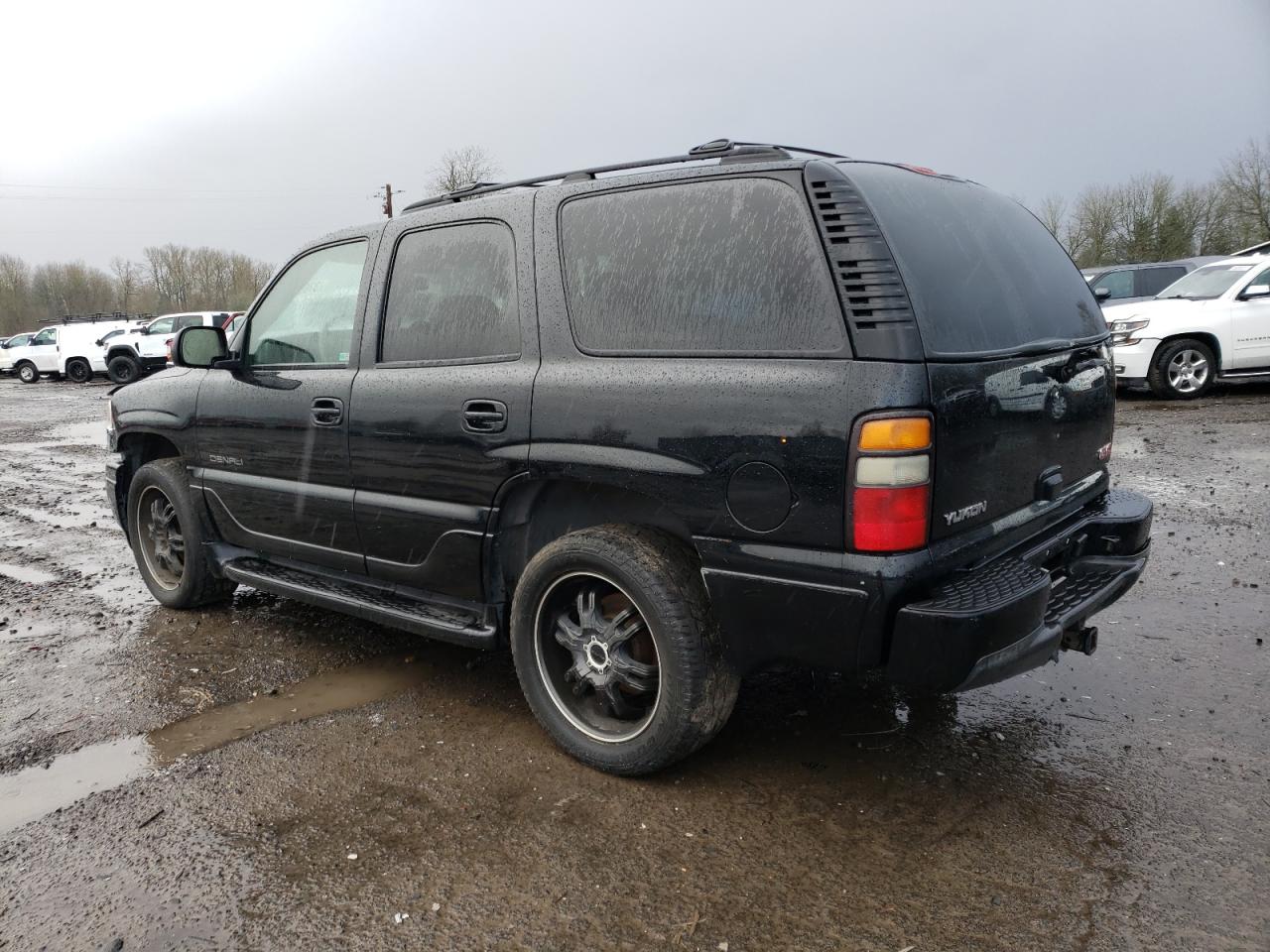Изображение 2 2004 GMC YUKON DENALI 2004 с VIN 1GKEK63U64J137255