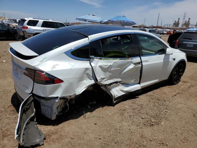 Obraz 3 z 2020 TESLA MODEL X  2020 z VIN 5YJXCAE28LF241073