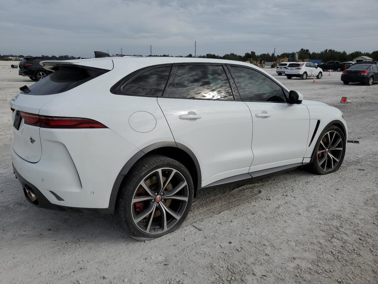 Image 3 of 2021 JAGUAR F-PACE SVR 2021 with VIN SADCZ2EEXMA680674