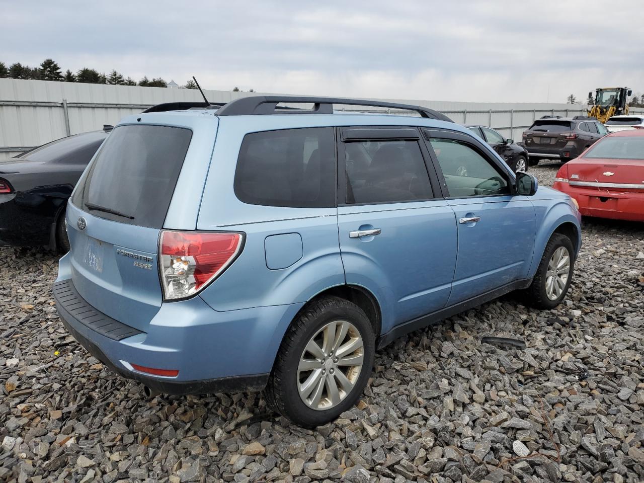 Image 3 of 2012 SUBARU FORESTER 2.5X PREMIUM 2012 with VIN JF2SHADC2CH412049