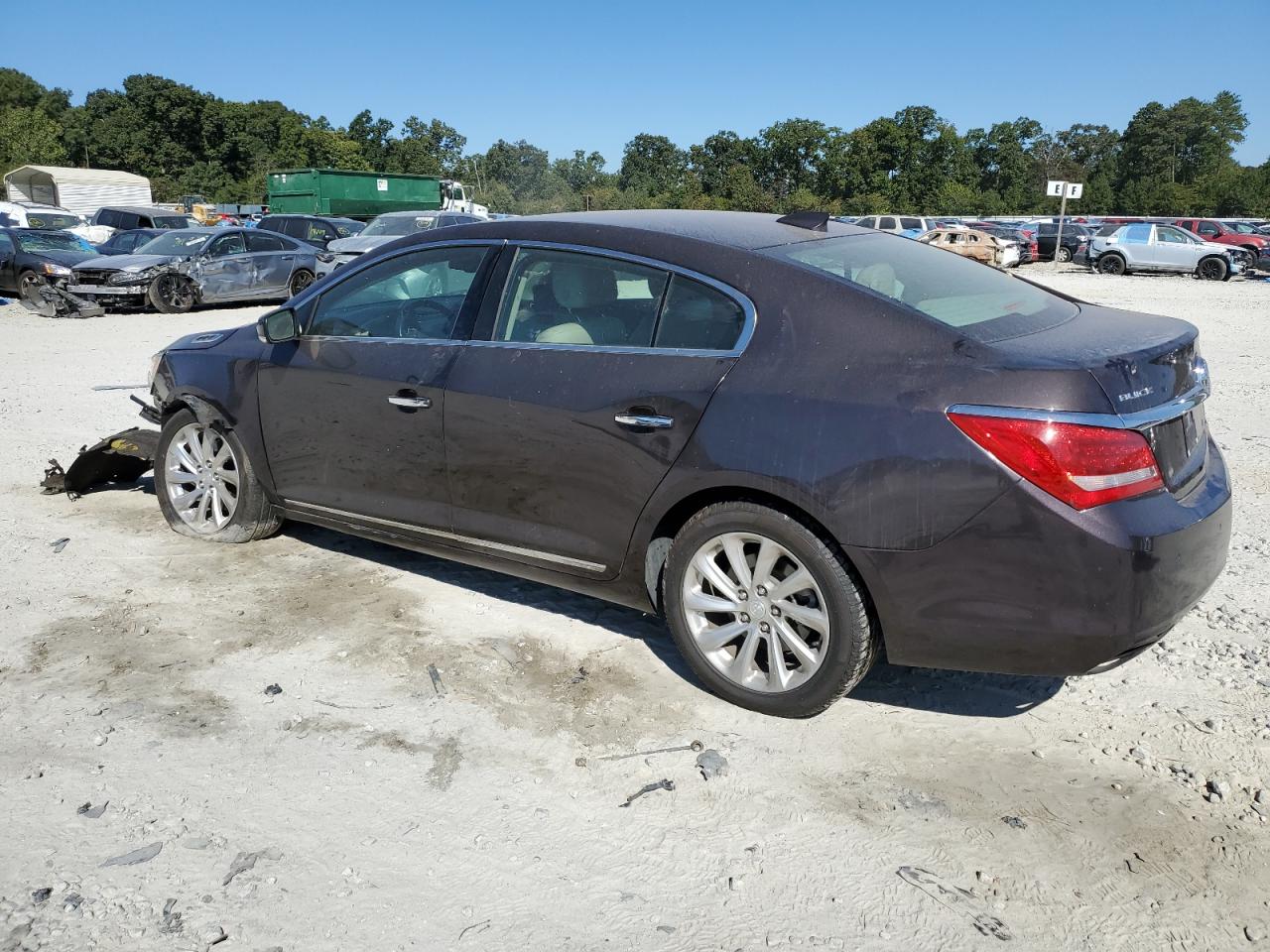 Изображение 2 2015 BUICK LACROSSE  2015 с VIN 1G4GB5G31FF261516