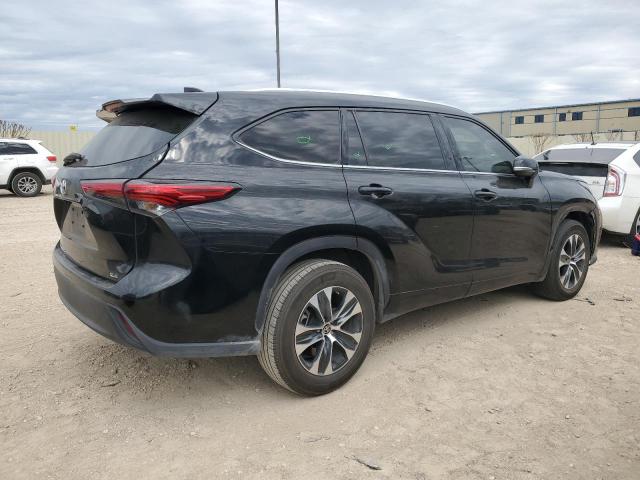 Obraz 3 z 2020 TOYOTA HIGHLANDER XLE 2020 z VIN 5TDGZRAH9LS511415