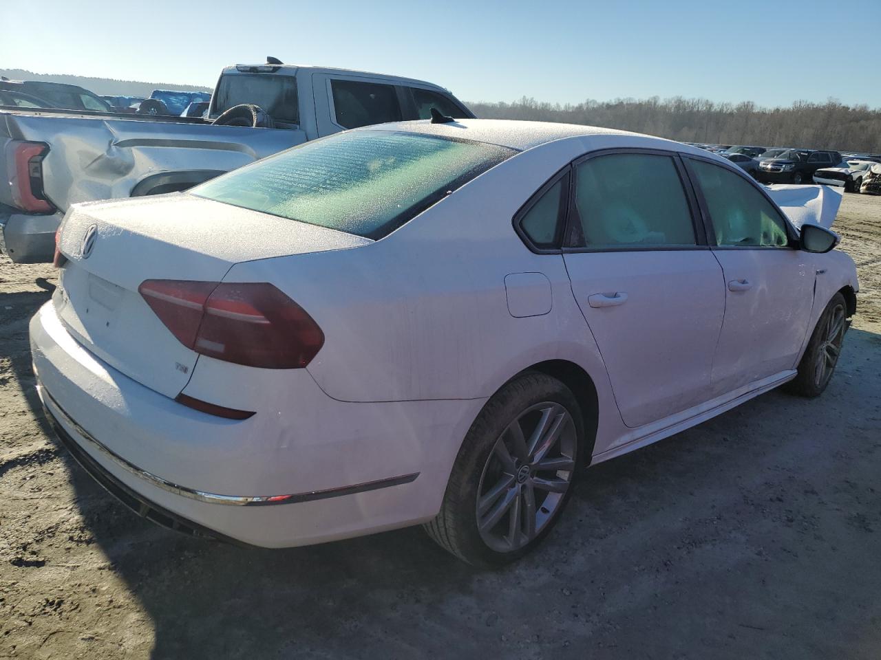 Image 3 of 2018 VOLKSWAGEN PASSAT S 2018 with VIN 1VWAA7A38JC023266